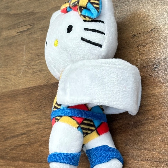 HELLO KITTY Sanrio CUTIE CUFF Slap Band Bracelet Series 2 Blind Bag 2023 Plush - Picture 5 of 10